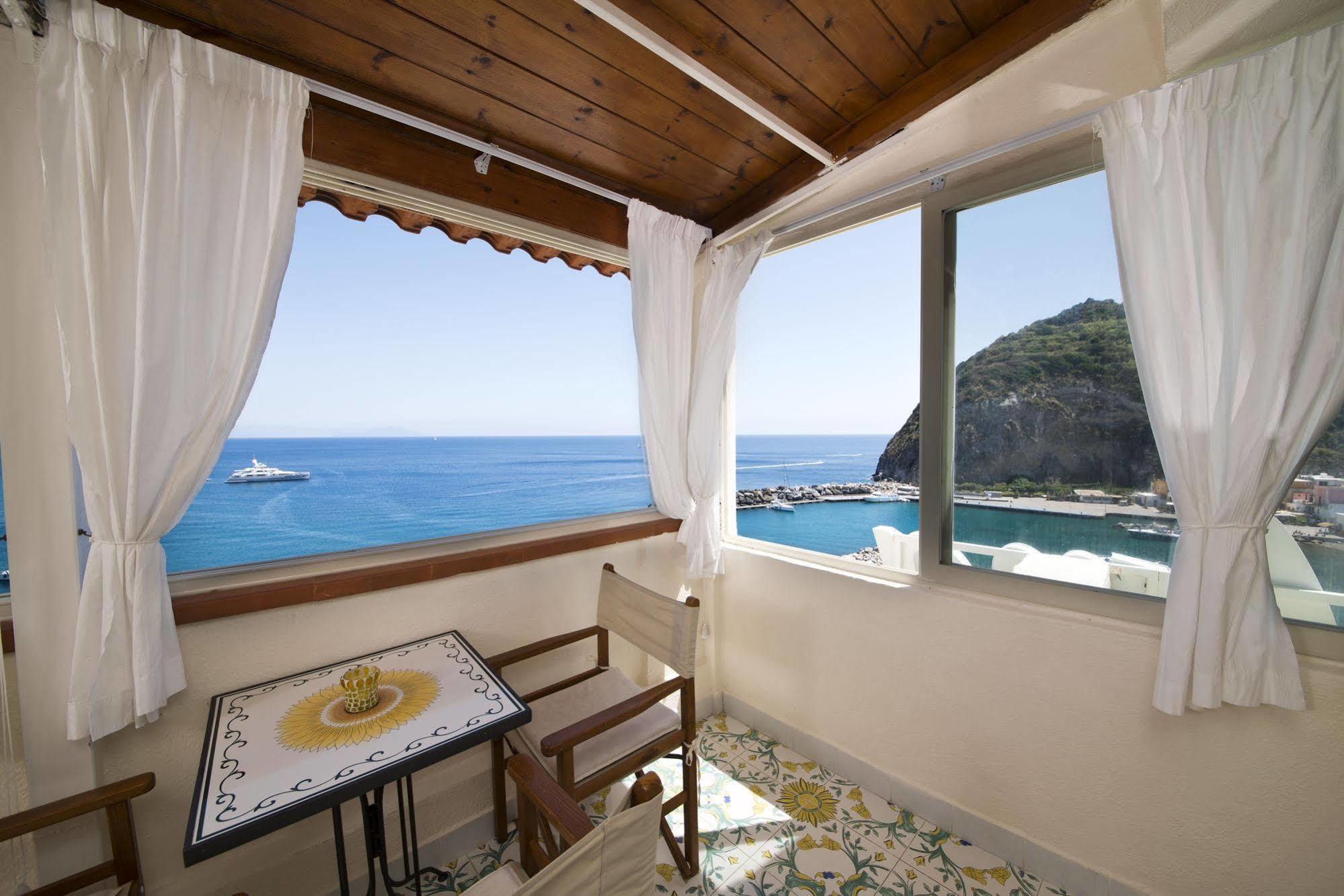 Hotel La Palma Sant'Angelo  Экстерьер фото